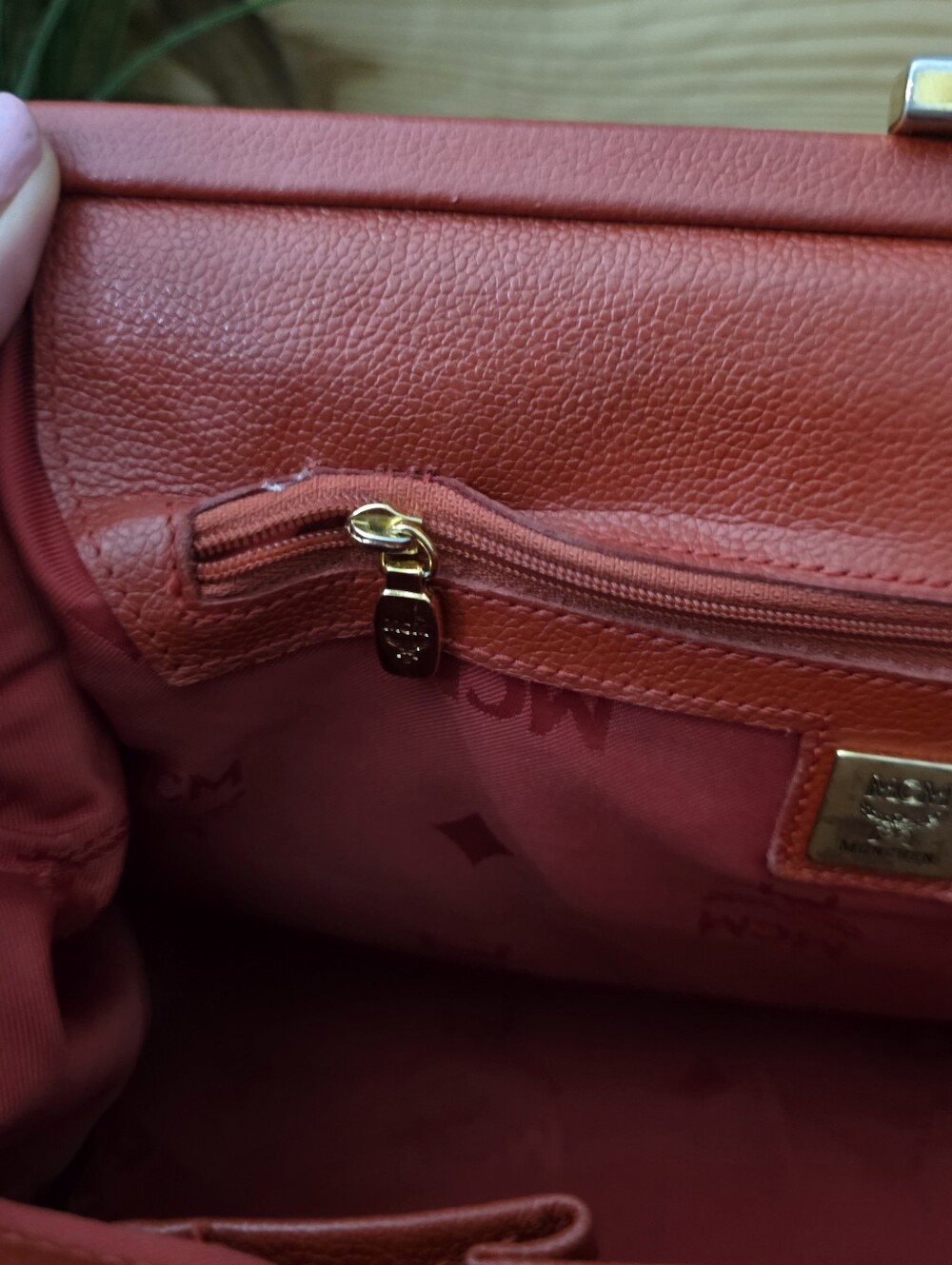 MCM Top Handle Vintage Satchel CONGRATS @SHELIEMOM - Picture 9 of 14